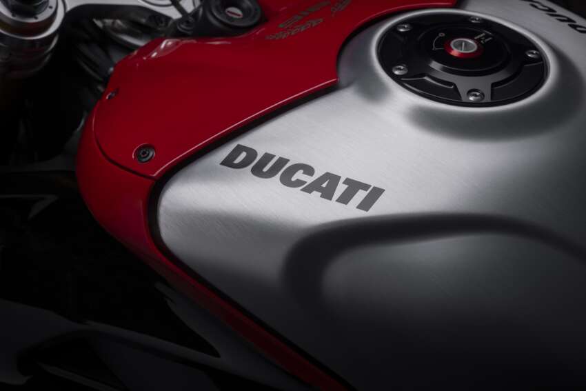 2024 Ducati Panigale V4 SP2 30th Anniversario 916 celebrates three decades of the Ducati 916 1693320