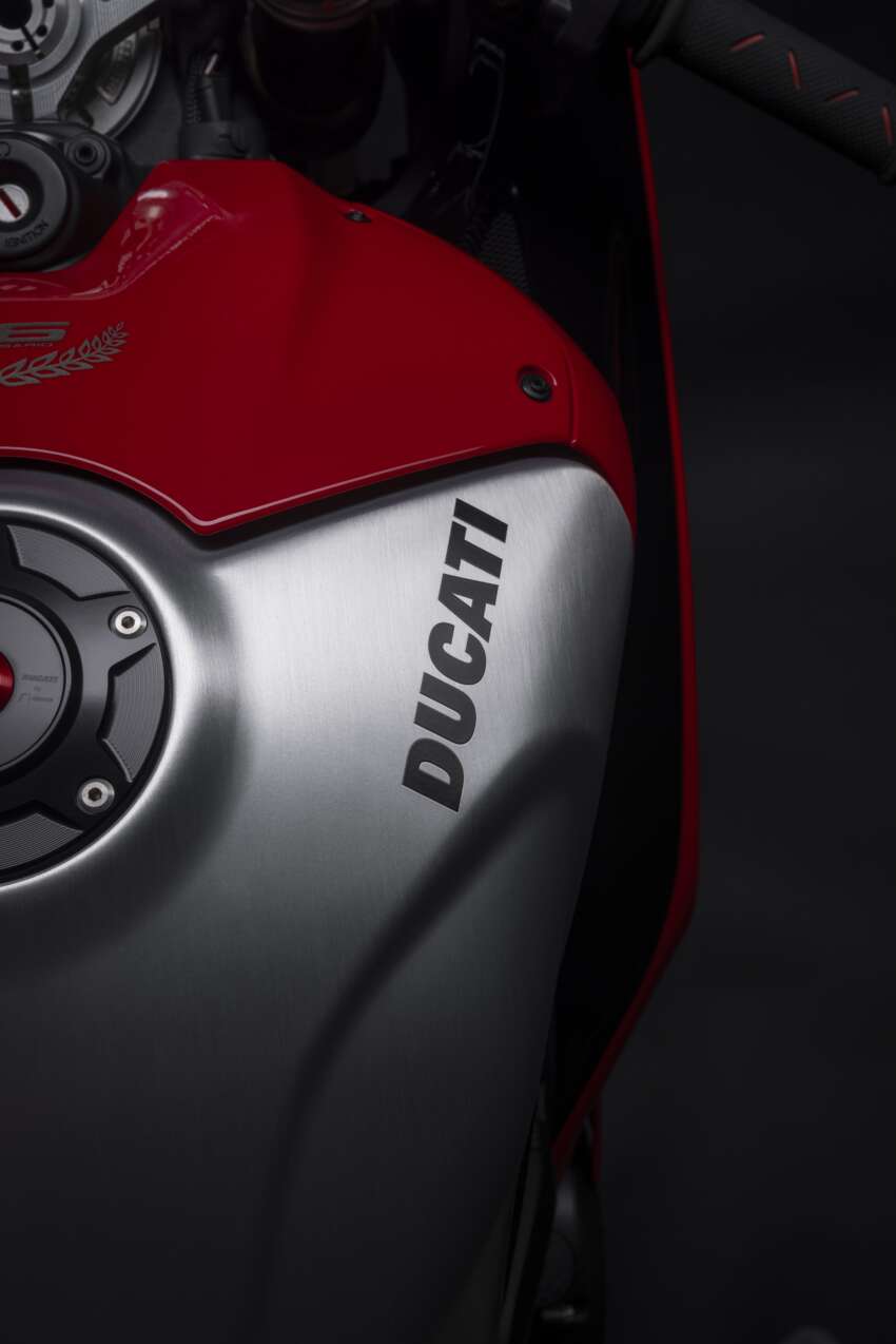 2024 Ducati Panigale V4 SP2 30th Anniversario 916 celebrates three decades of the Ducati 916 1693321