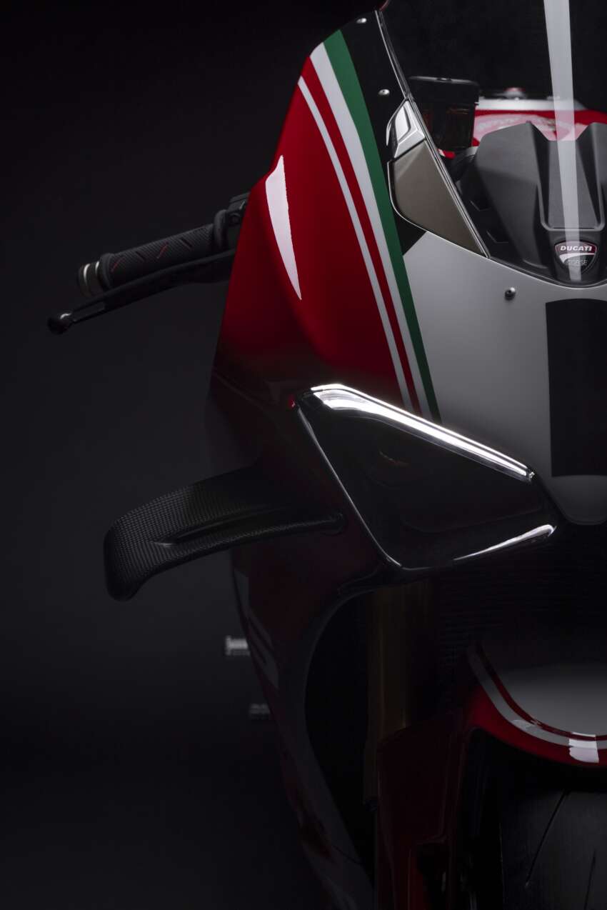 2024 Ducati Panigale V4 SP2 30th Anniversario 916 celebrates three decades of the Ducati 916 1693337