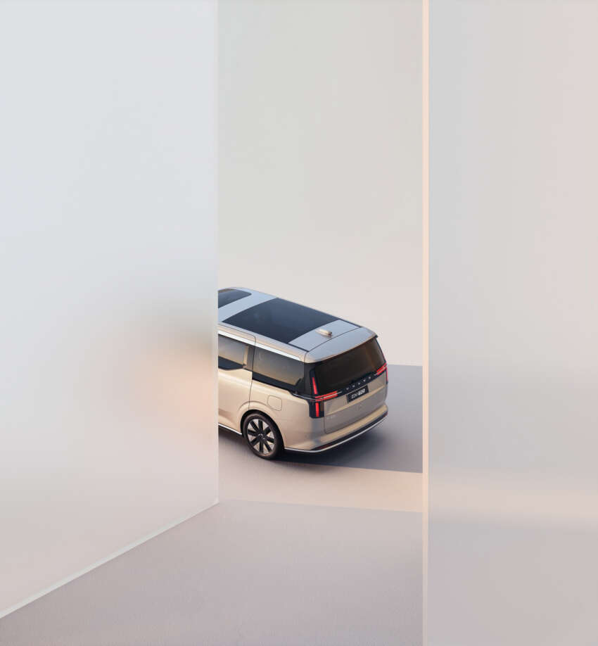 2024 Volvo EM90 debuts as brand’s first MPV – 738 km EV range; 6-seater with lounge seats; China launch 1st 1695589