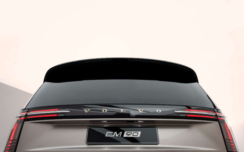 2024 Volvo EM90 debuts as brand’s first MPV – 738 km EV range; 6-seater with lounge seats; China launch 1st 1695623