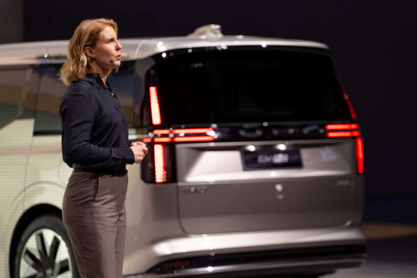 2024 Volvo EM90 debuts as brand’s first MPV – 738 km EV range; 6-seater with lounge seats; China launch 1st 1695644