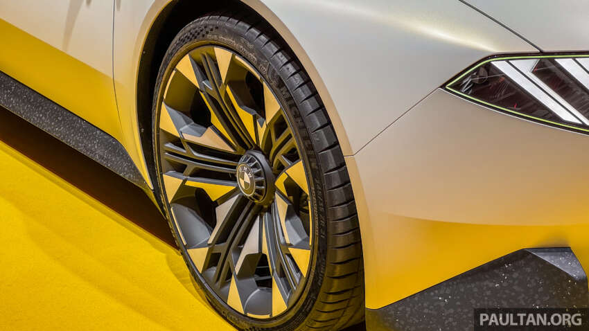 BMW Vision Neue Klasse on display at JMS – concept previews brand’s future EV tech and design language 1693094