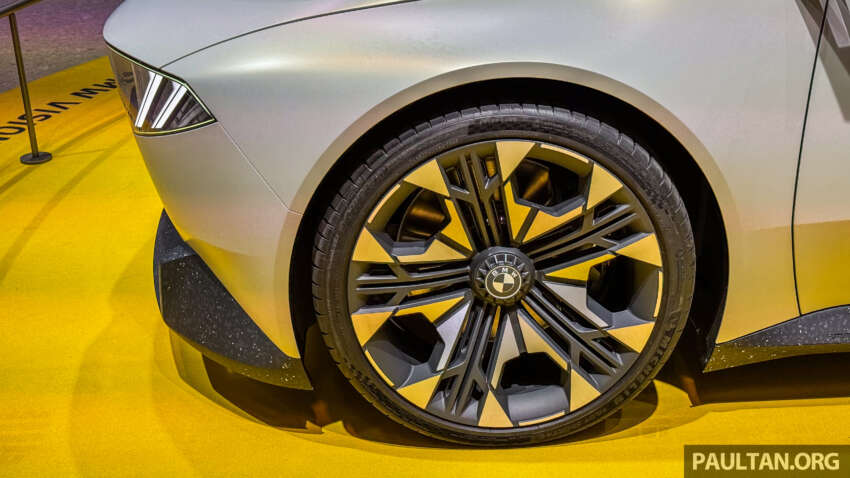 BMW Vision Neue Klasse on display at JMS – concept previews brand’s future EV tech and design language 1693095