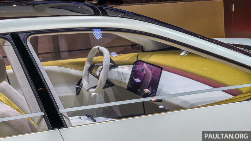 BMW Vision Neue Klasse on display at JMS – concept previews brand’s future EV tech and design language 1693096