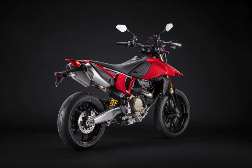 Ducati Hypermotard 698 Mono didedah – enjin satu silinder 77.5 hp, berat 151 kg, suspensi boleh laras 1690809
