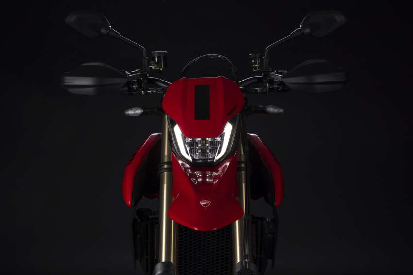 Ducati Hypermotard 698 Mono didedah – enjin satu silinder 77.5 hp, berat 151 kg, suspensi boleh laras 1690736