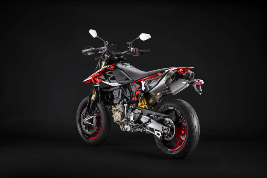 Ducati Hypermotard 698 Mono didedah – enjin satu silinder 77.5 hp, berat 151 kg, suspensi boleh laras 1691014