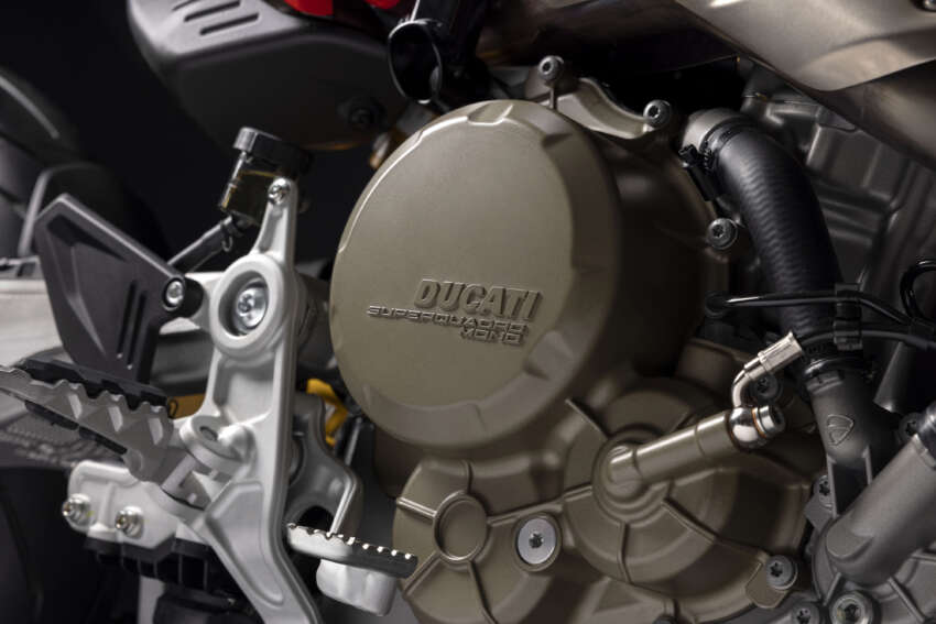 Ducati Hypermotard 698 Mono didedah – enjin satu silinder 77.5 hp, berat 151 kg, suspensi boleh laras 1690901