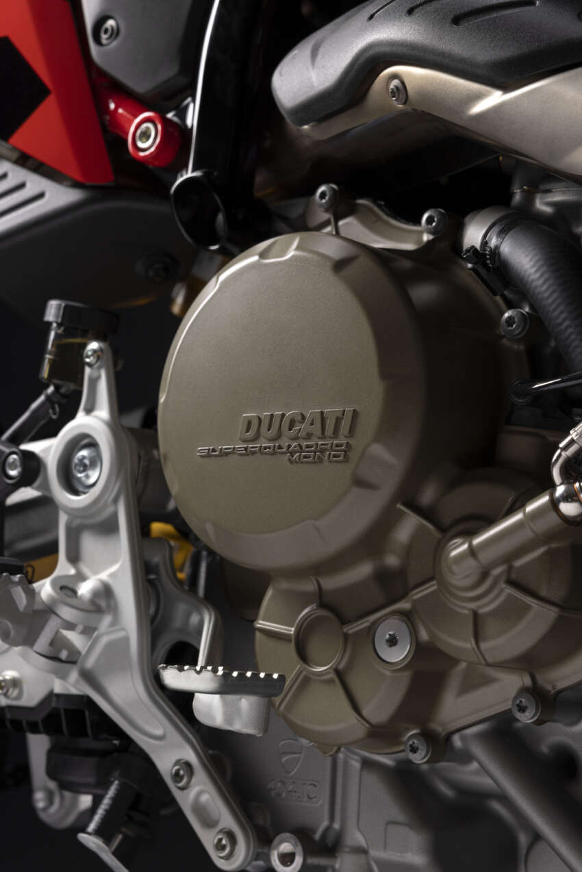 Ducati Hypermotard 698 Mono didedah – enjin satu silinder 77.5 hp, berat 151 kg, suspensi boleh laras 1690902