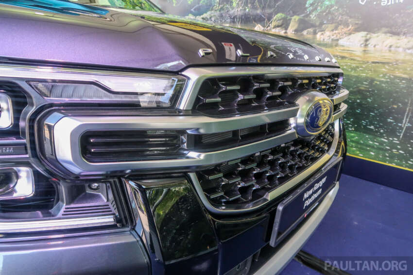 Ford Ranger Platinum 2023 di M’sia — dari RM184k; lampu LED Matrix, rak fleksibel, kluster digital 12.4-inci 1690348