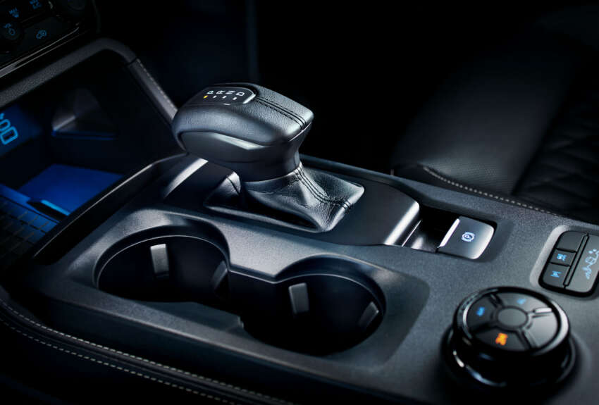 Ford Ranger Platinum 2023 di M’sia — dari RM184k; lampu LED Matrix, rak fleksibel, kluster digital 12.4-inci 1690329