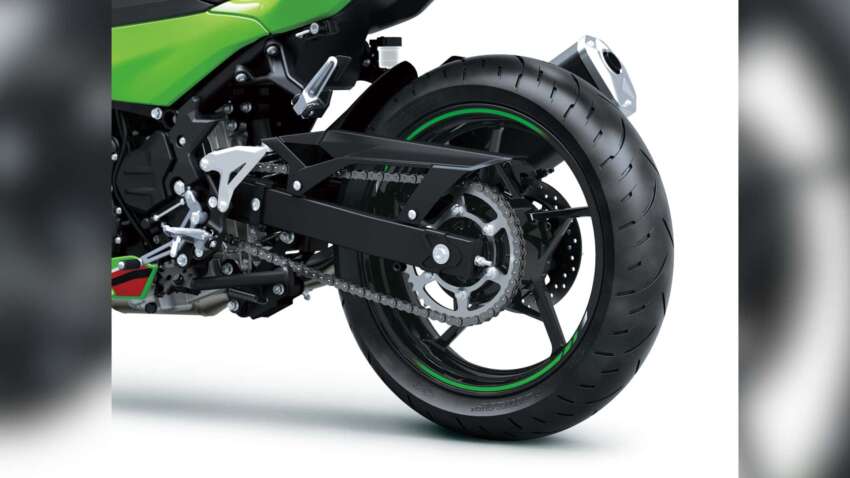 Kawasaki Ninja 500 dan Z500 diperkenal – enjin dua silinder 451 cc, kuasa 45 hp, enam kelajuan, meter TFT 1694878