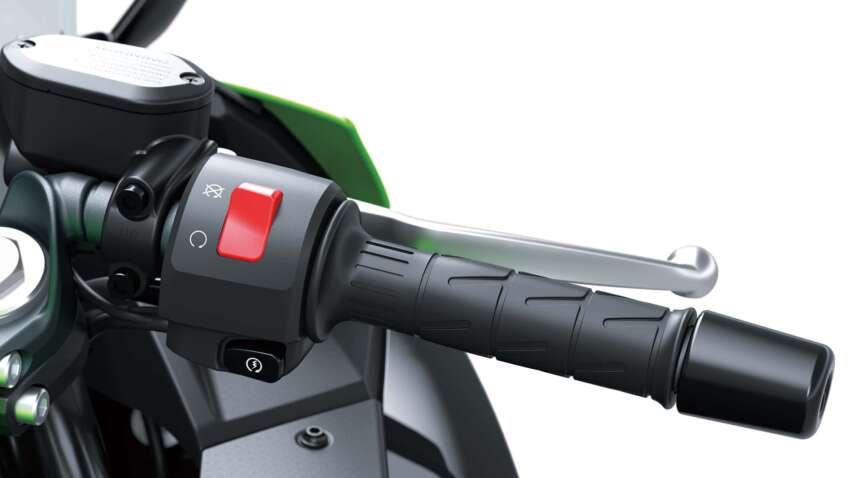Kawasaki Ninja 500 dan Z500 diperkenal – enjin dua silinder 451 cc, kuasa 45 hp, enam kelajuan, meter TFT 1694879