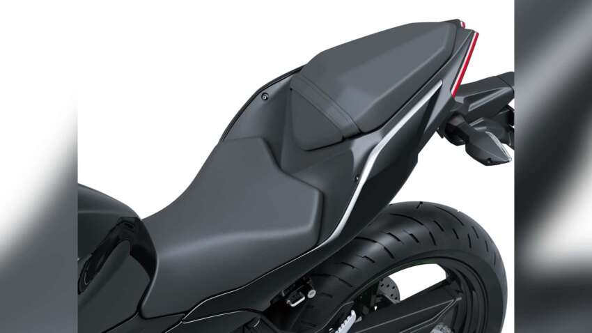 Kawasaki Ninja 500 dan Z500 diperkenal – enjin dua silinder 451 cc, kuasa 45 hp, enam kelajuan, meter TFT 1694881