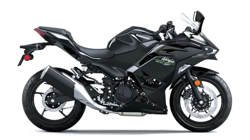 Kawasaki Ninja 500 dan Z500 diperkenal – enjin dua silinder 451 cc, kuasa 45 hp, enam kelajuan, meter TFT 1694858