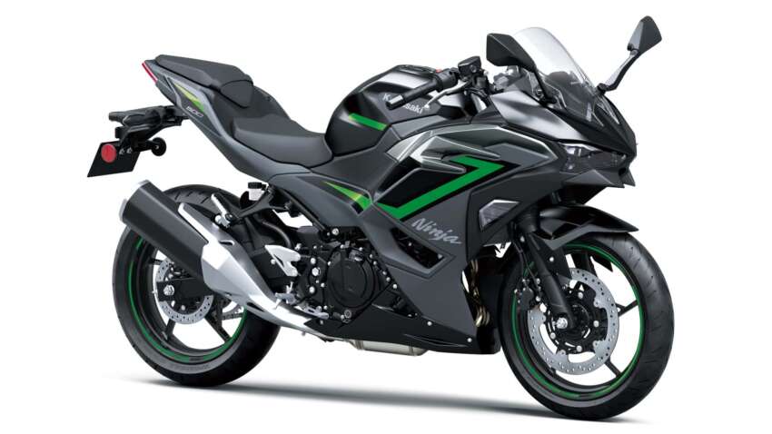 Kawasaki Ninja 500 dan Z500 diperkenal – enjin dua silinder 451 cc, kuasa 45 hp, enam kelajuan, meter TFT 1694888