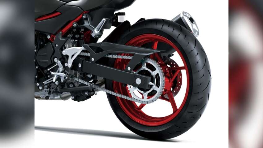 Kawasaki Ninja 500 dan Z500 diperkenal – enjin dua silinder 451 cc, kuasa 45 hp, enam kelajuan, meter TFT 1694824