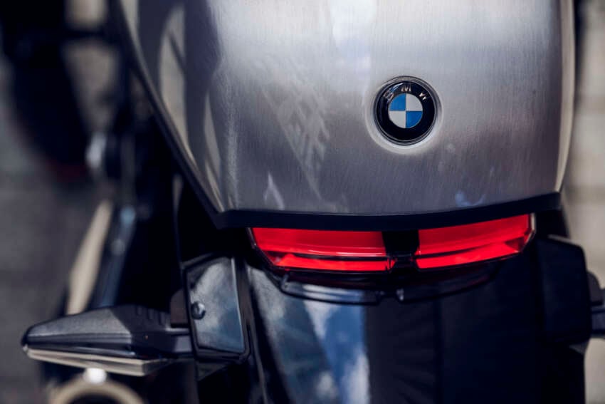 2024 BMW Motorrad R12 nineT and R12 unveiled 1700156