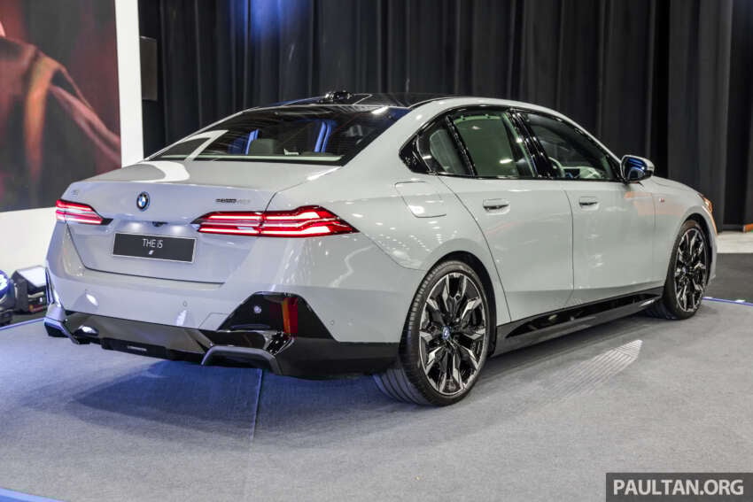 2024 BMW i5 launched in Malaysia – G60 5 Series EV debuts with eDrive40 variant, 340 hp, 582 km; RM420k 1691919