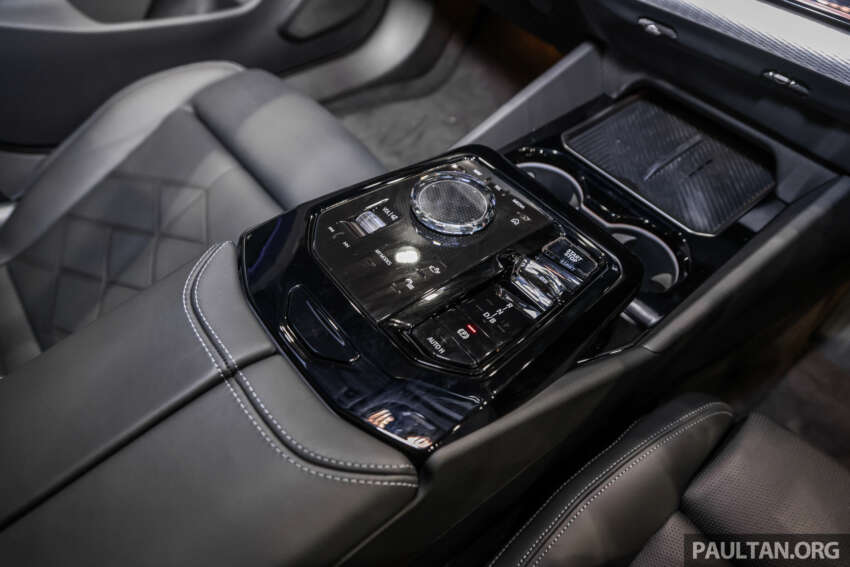 2024 BMW i5 launched in Malaysia – G60 5 Series EV debuts with eDrive40 variant, 340 hp, 582 km; RM420k 1691951
