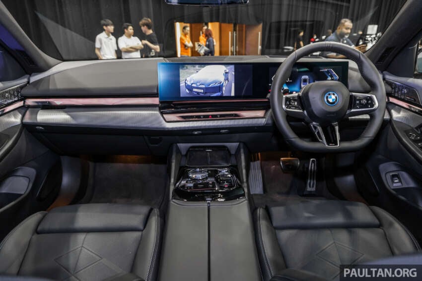 2024 BMW i5 launched in Malaysia – G60 5 Series EV debuts with eDrive40 variant, 340 hp, 582 km; RM420k 1691943