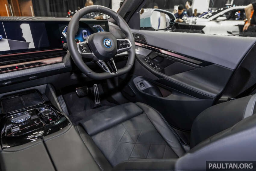 2024 BMW i5 launched in Malaysia – G60 5 Series EV debuts with eDrive40 variant, 340 hp, 582 km; RM420k 1691961