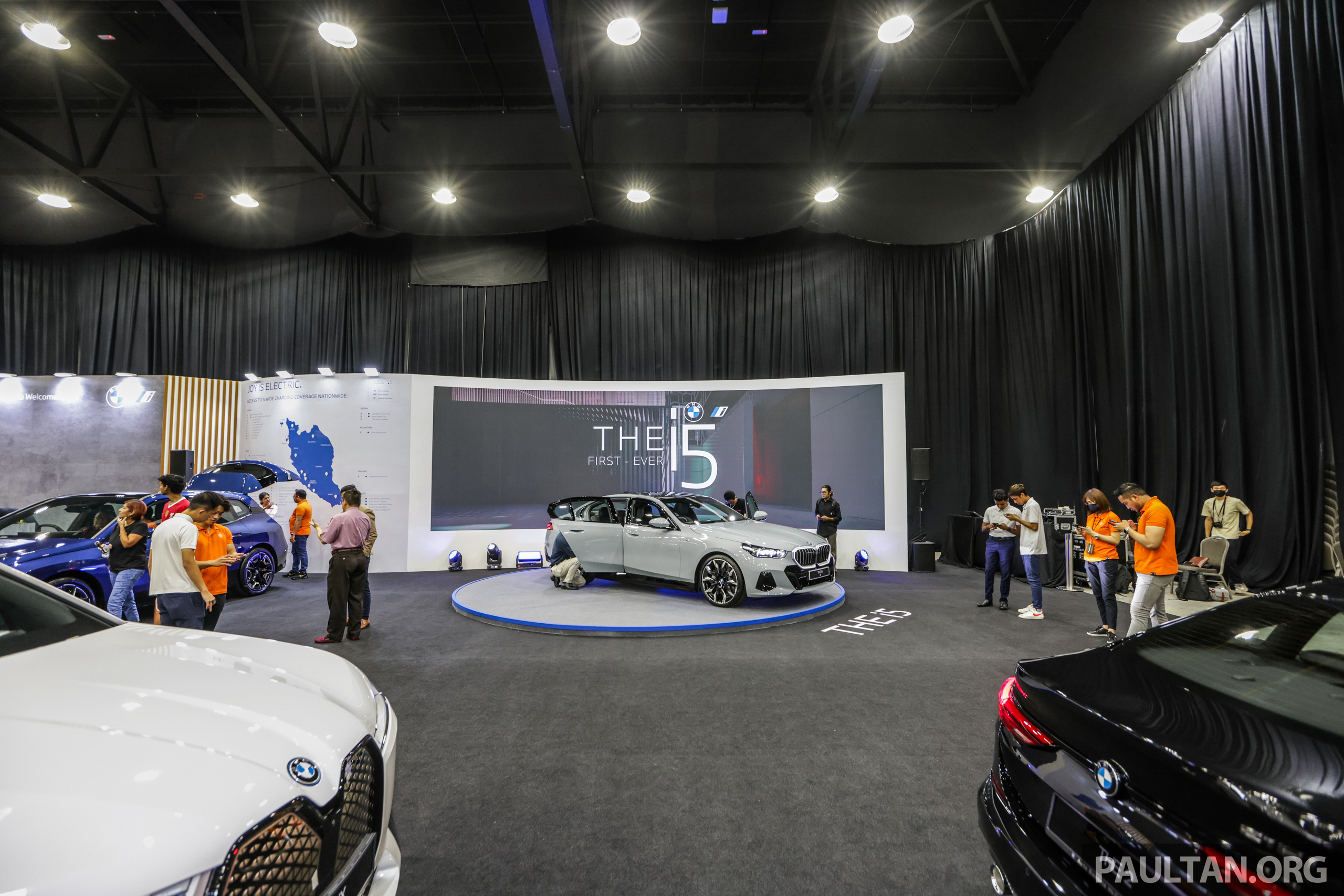 PACE_2023_Booth_BMW-4