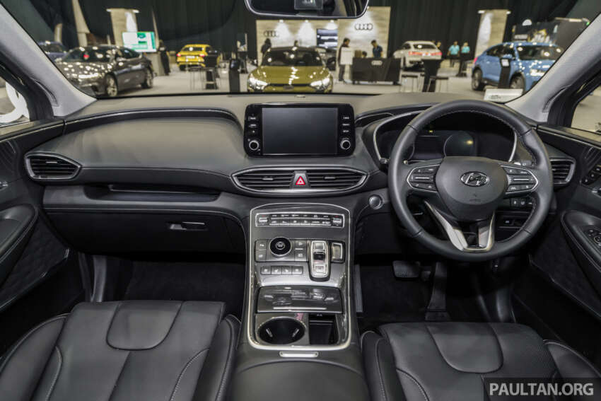 Hyundai Santa Fe Facelift dipamerkan eksklusif di PACE 2023 – CKD, 3 varian, 1.6L hibrid dan 2.2L diesel 1691347