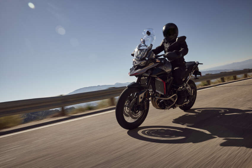 Triumph Tiger 900 terima peningkatan untuk model tahun 2024 – kuasa naik 13%, kelengkapan ditambah 1688859