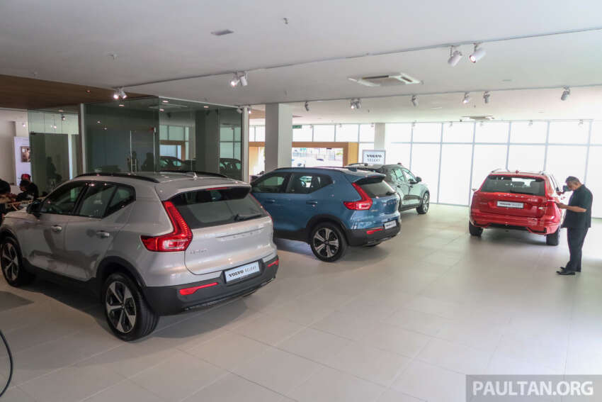 Volvo Sisma Auto Sungai Besi 3S centre opened;  120 kW DC charger, largest Volvo showroom in Malaysia 1698557