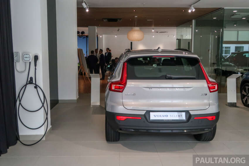 Volvo Sisma Auto Sungai Besi 3S centre opened;  120 kW DC charger, largest Volvo showroom in Malaysia 1698558