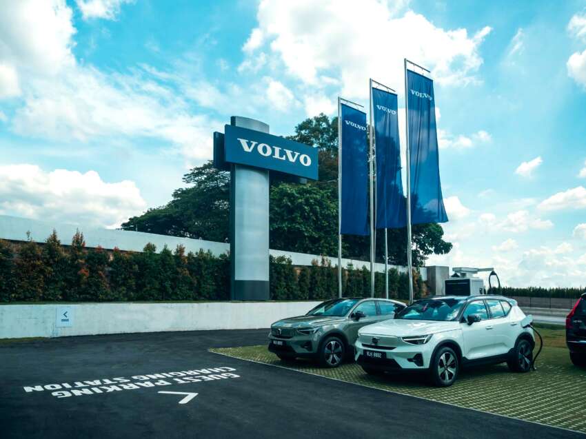 Volvo Sisma Auto Sungai Besi 3S centre opened;  120 kW DC charger, largest Volvo showroom in Malaysia 1698571
