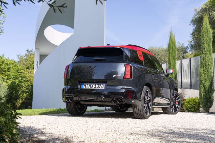 2024 MINI Countryman John Cooper Works revealed – up to 317 PS, 0-100 km/h in 5.4s, 250 km/h top speed 1695470