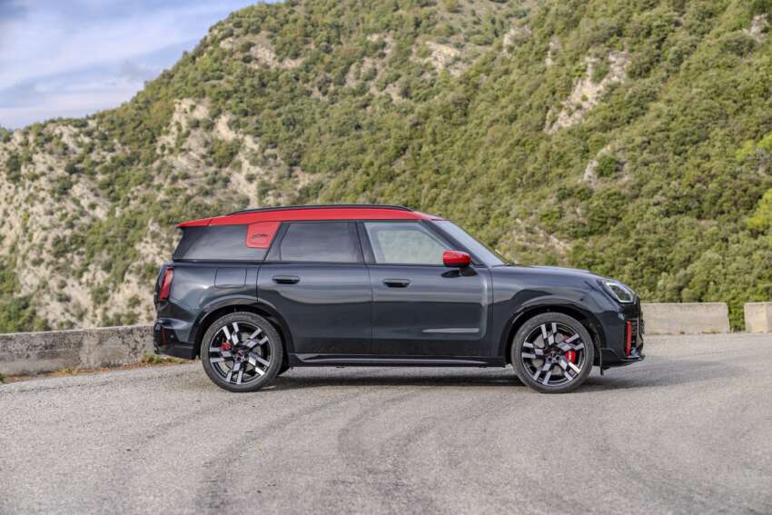 2024 MINI Countryman John Cooper Works revealed – up to 317 PS, 0-100 km/h in 5.4s, 250 km/h top speed 1695478