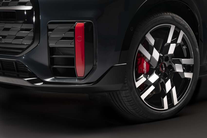 2024 MINI Countryman John Cooper Works revealed – up to 317 PS, 0-100 km/h in 5.4s, 250 km/h top speed 1695518