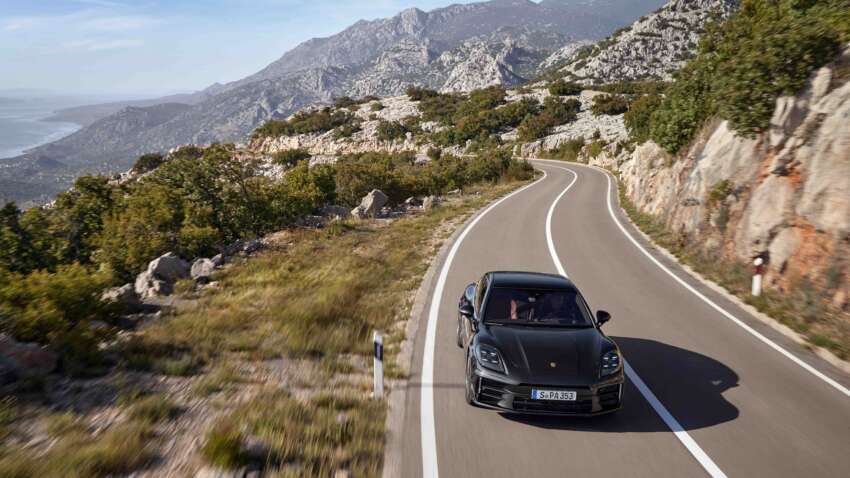2024 Porsche Panamera – third-gen gets more power, tech; Turbo E-Hybrid w 680 PS, 930 Nm, 91 km e-range 1700404