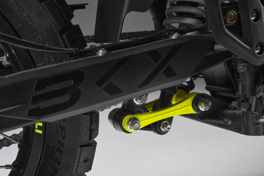 2024 Benelli BKX 300 adventure-tourer unveiled, alongside Benelli BKX 300 S naked sports 1705925