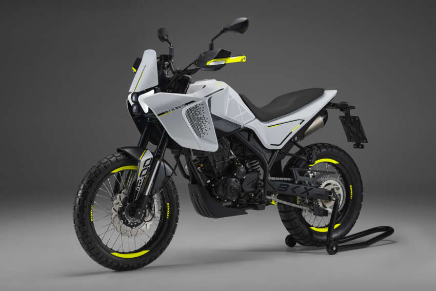 Benelli BKX 300 dan BKX 300 S diperkenal – guna enjin 292 cc baru, masuk pasaran tengah tahun 2024 1702513