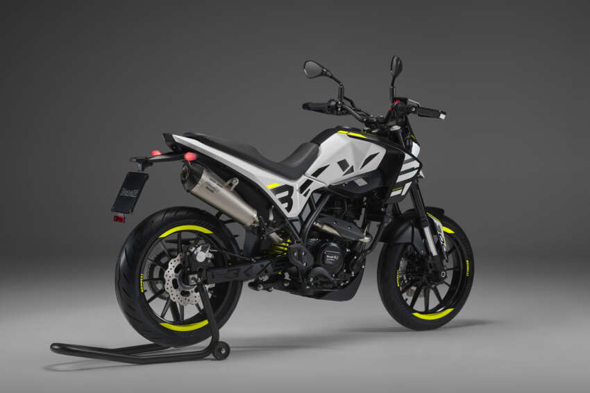 Benelli BKX 300 dan BKX 300 S diperkenal – guna enjin 292 cc baru, masuk pasaran tengah tahun 2024 1702543