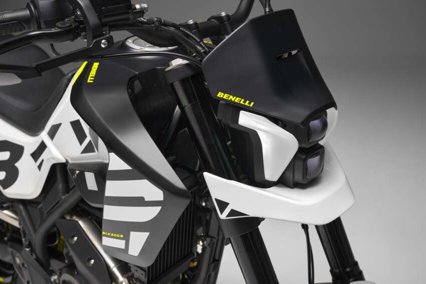 Benelli BKX 300 dan BKX 300 S diperkenal – guna enjin 292 cc baru, masuk pasaran tengah tahun 2024 1702538