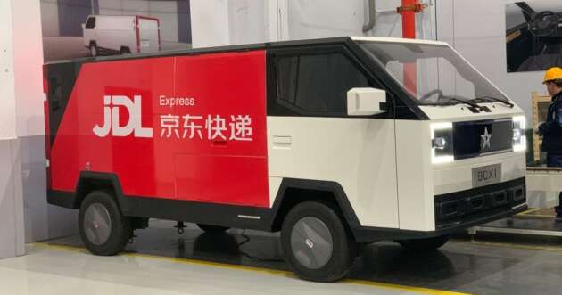 Red Star Box1 van launched in China – 81 PS motor, 90 km/h top speed; coming to Malaysia Q3 2024