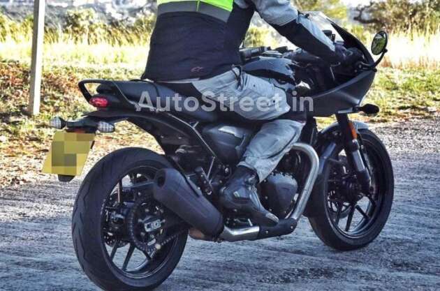 Triumph Thruxton 400 mula dilihat – versi cafe racer dengan fairing separuh, pemegang clip-on rendah