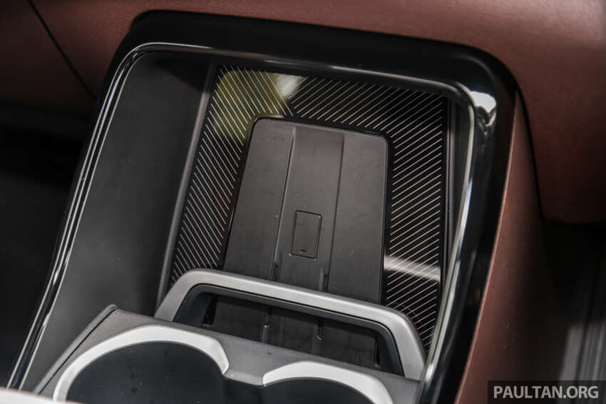 2024 BMW iX1 xDrive30 Malaysian review – fr RM276k; 440 km range; how good is the first-ever X1 EV? 1720603