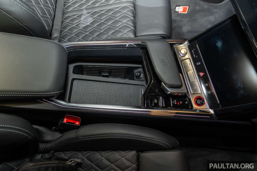 Audi SQ8 e-tron, Sportback e-tron dilancar — 3 motor elektrik, hingga 471 km, 503 PS/973 Nm; dari RM520k 1717220