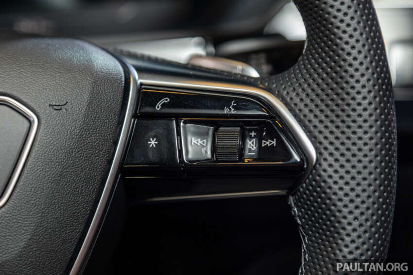 Audi SQ8 e-tron, Sportback e-tron dilancar — 3 motor elektrik, hingga 471 km, 503 PS/973 Nm; dari RM520k 1717198