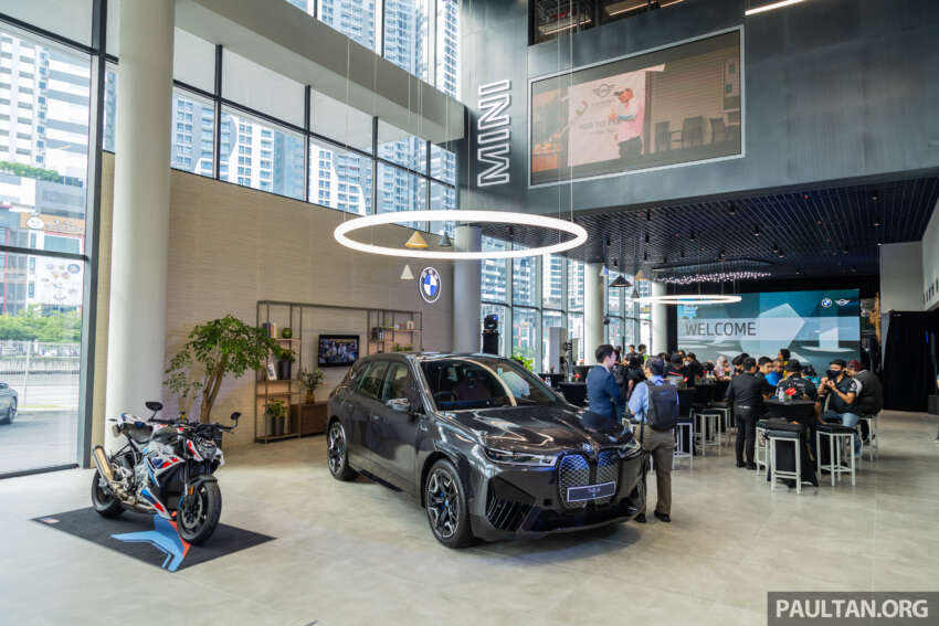 Auto Bavaria Balakong – new BMW showroom with latest Retail.NEXT concept; replaces AB Sungai Besi 1718159