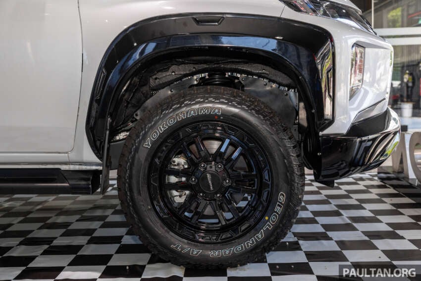 2024 Mitsubishi Triton AT Premium limited edition – RM136k, macho looks at a more affordable price point 1720690