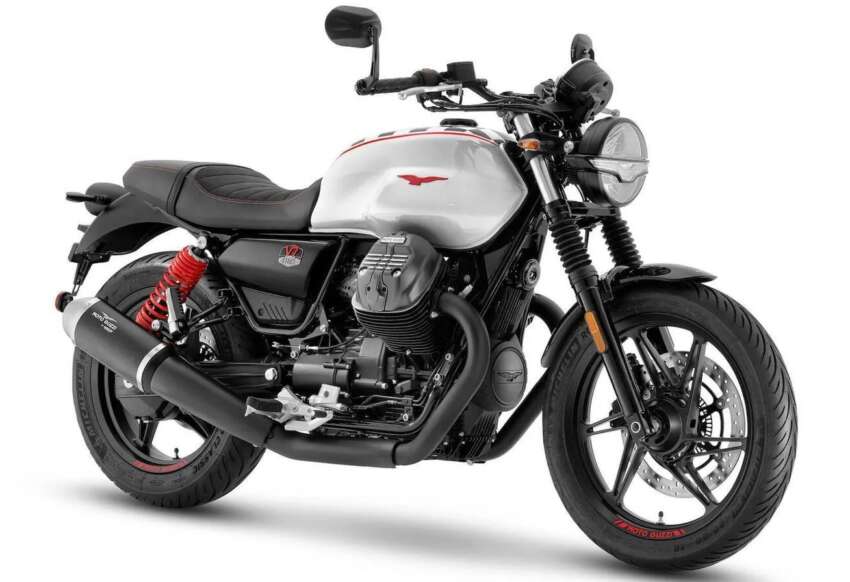 2024 Moto Guzzi V7 Stone Ten celebrates “The Clan” 1719840