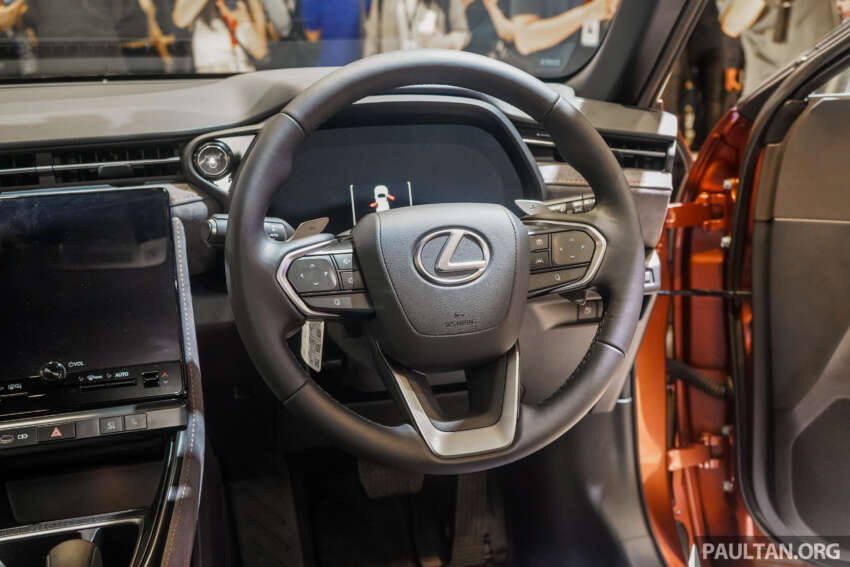 2024 Lexus LBX now in Singapore – brand’s 1st Cat A COE car; 1.5L hybrid; should this come to Malaysia? 1716466